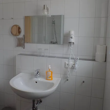 Hotel - Gasthof Erber Sinzing Eksteriør billede